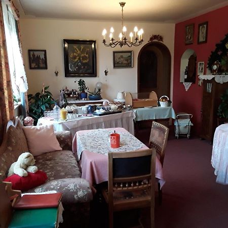 Gaestehaus "Gisela" Im Fuerstlichen Fischhaus Schillingsfürst Εξωτερικό φωτογραφία