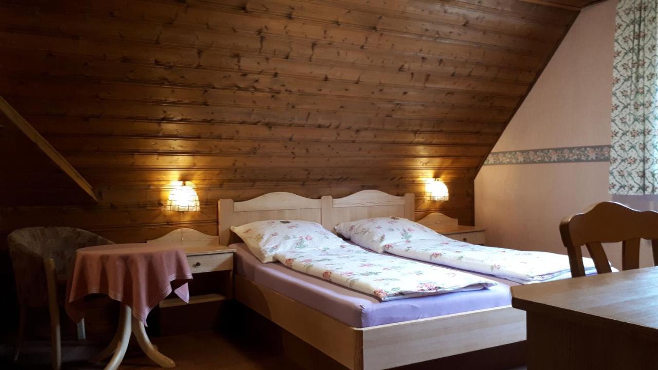 Gaestehaus "Gisela" Im Fuerstlichen Fischhaus Schillingsfürst Εξωτερικό φωτογραφία