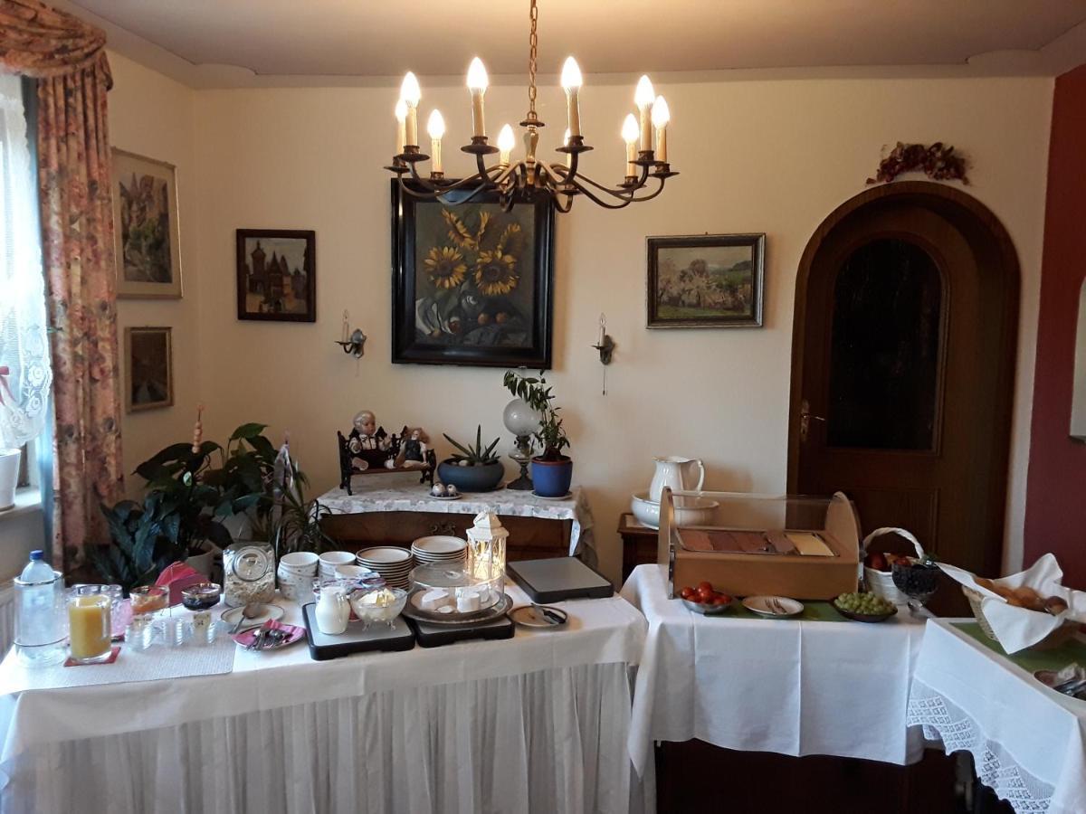 Gaestehaus "Gisela" Im Fuerstlichen Fischhaus Schillingsfürst Εξωτερικό φωτογραφία